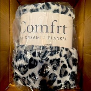 COMFRT DREAMER BLANKET